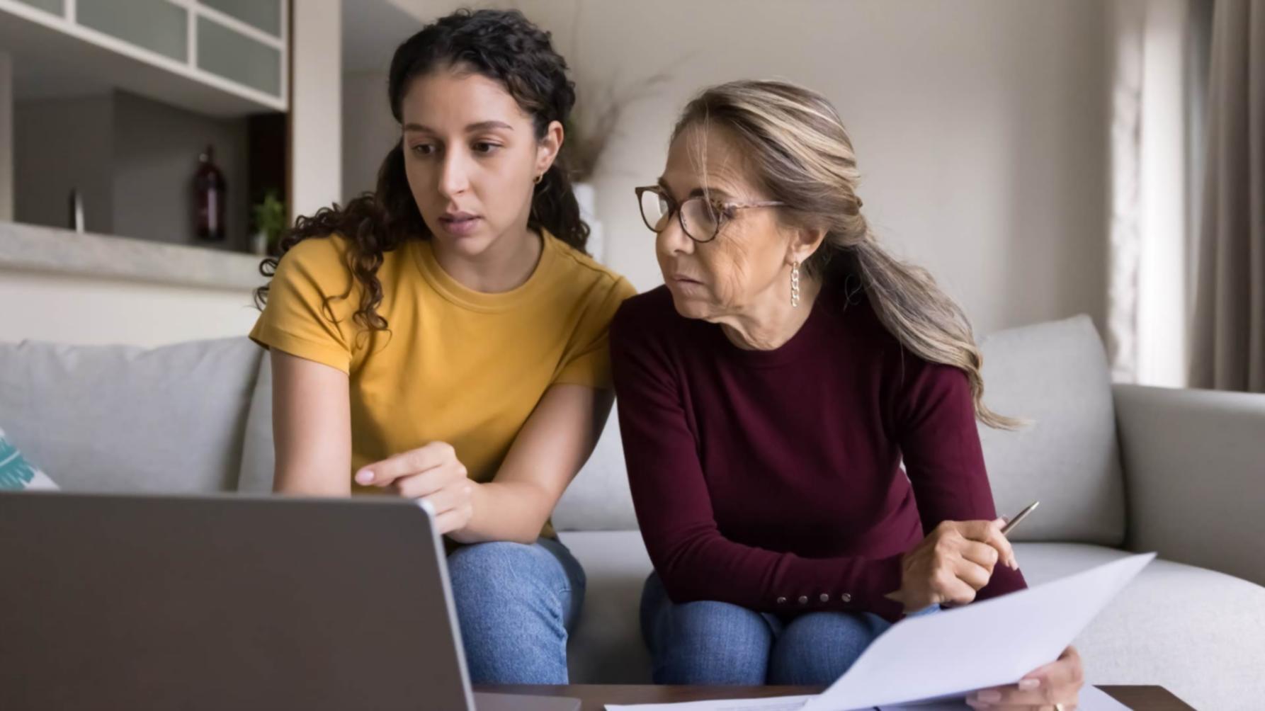 Instructor working with a participant during a live business scaling session